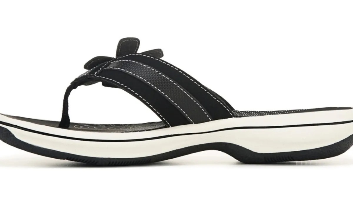 Clarks Sandales^Tong Brinkley Flora Pour Femmes